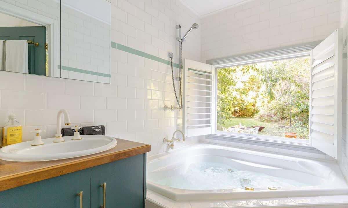 Photo of Bathroom in Kalorama