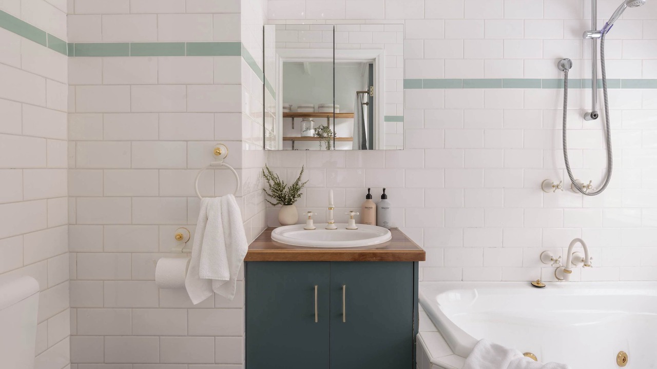 Photo of Bathroom in Kalorama