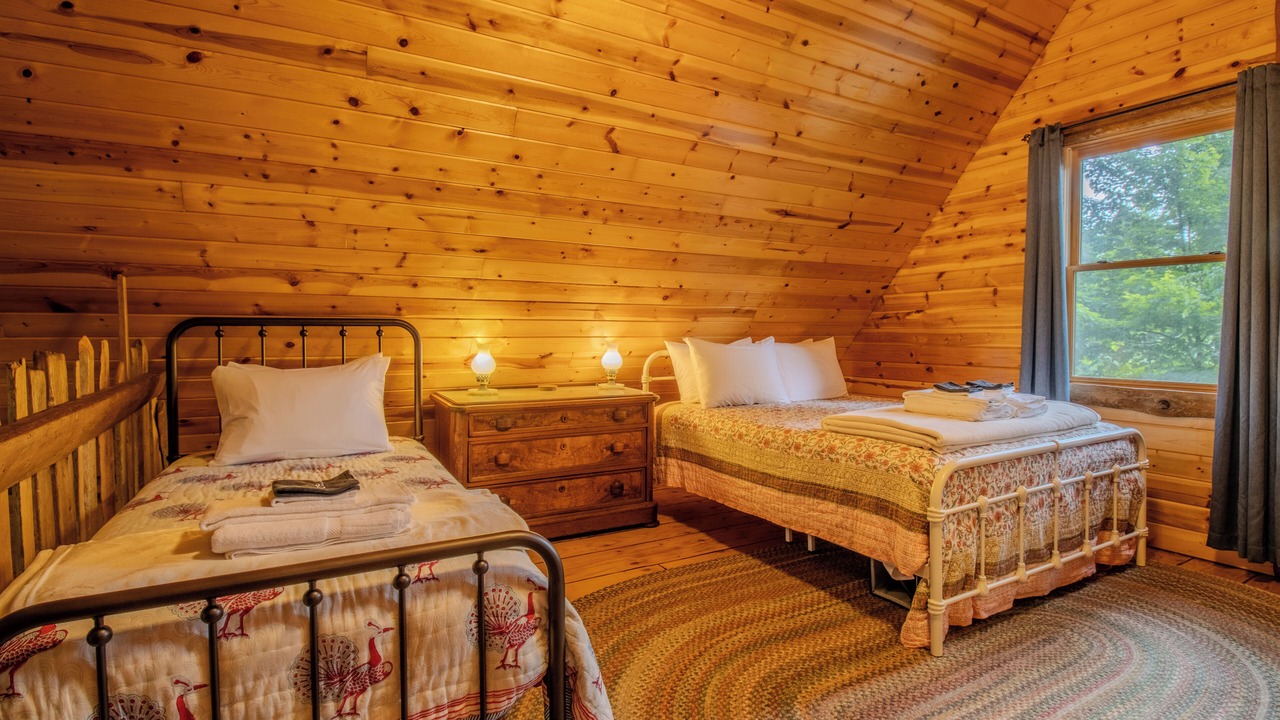 Photo of Bedroom in Elk Rapids