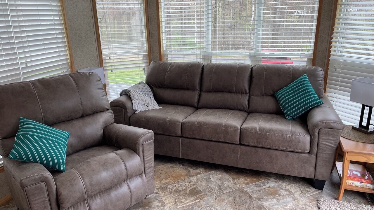 Photo of Livingroom in Six Lakes