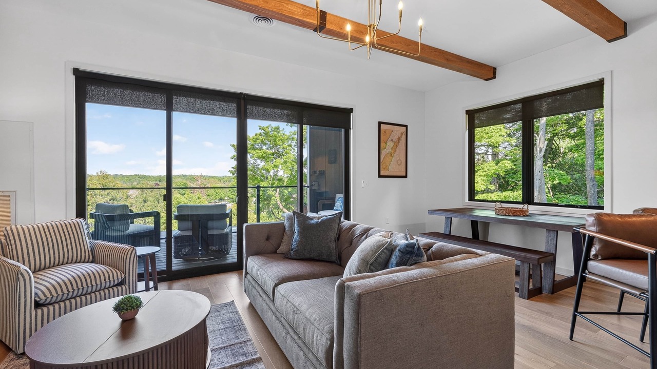 Photo of Livingroom in Sister Bay