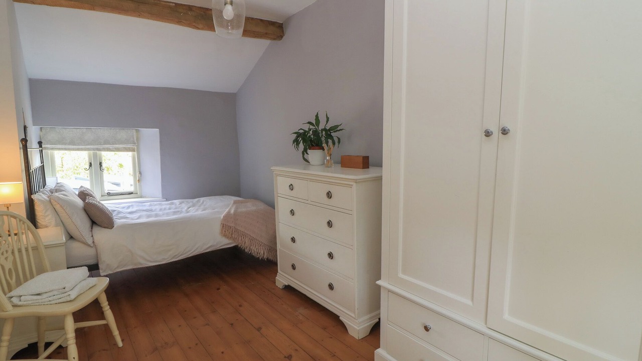 Photo of Bedroom in Lechlade