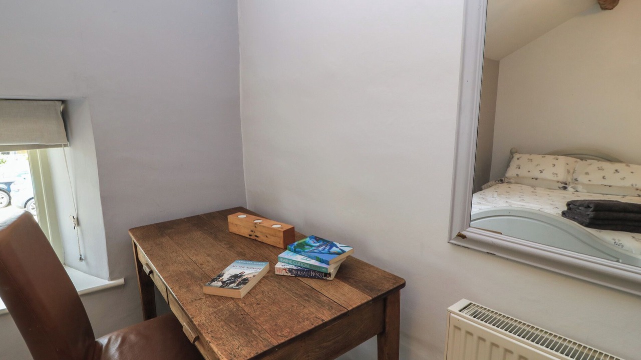 Photo of Bedroom in Lechlade