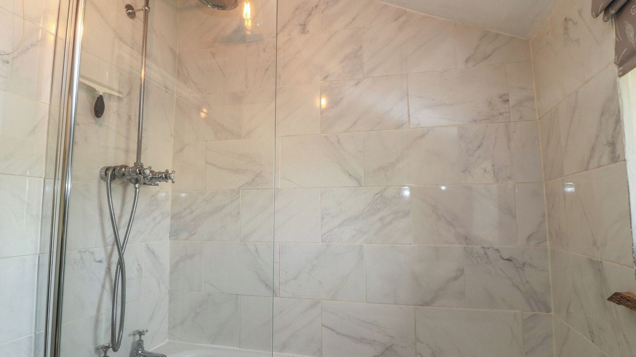 Photo of Bathroom in Lechlade