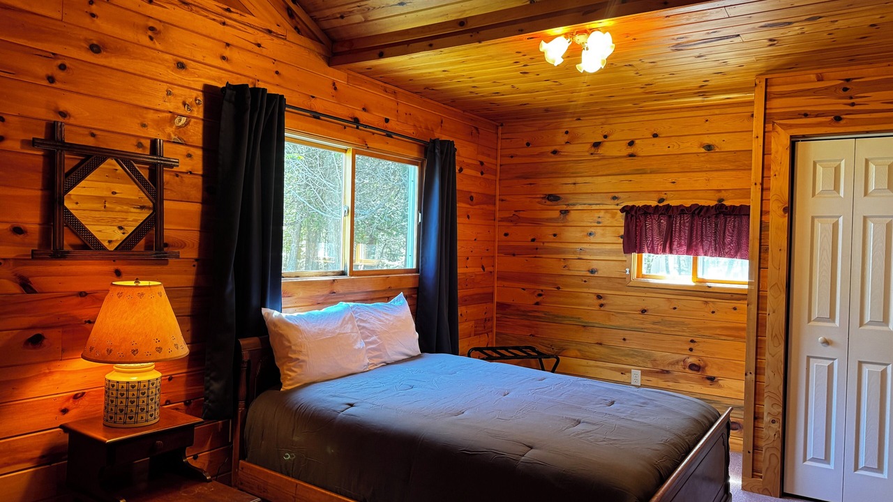 Photo of Bedroom in Drummond
