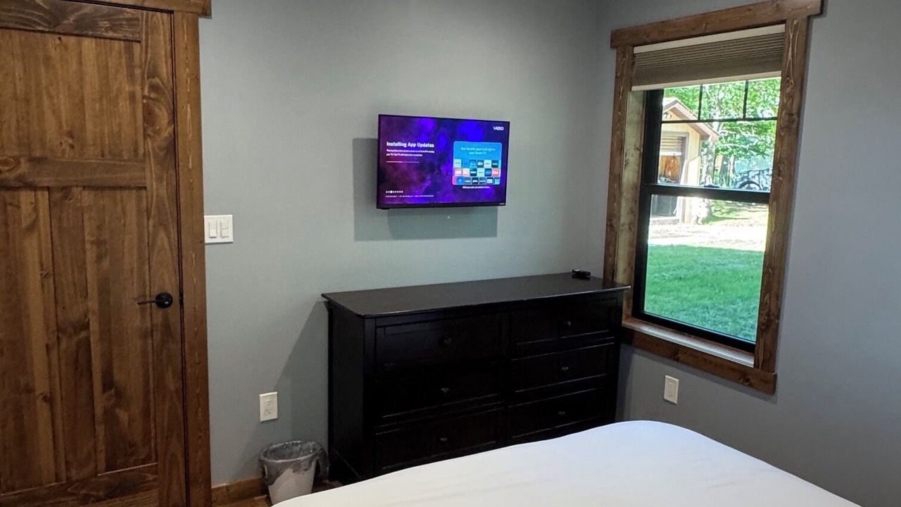 Photo of Bedroom in Lake Linden