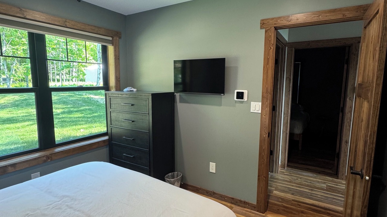 Photo of Bedroom in Lake Linden