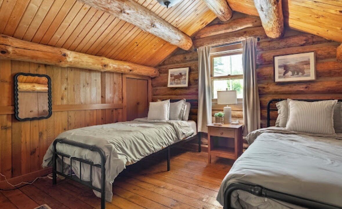 Photo of Bedroom in Jones