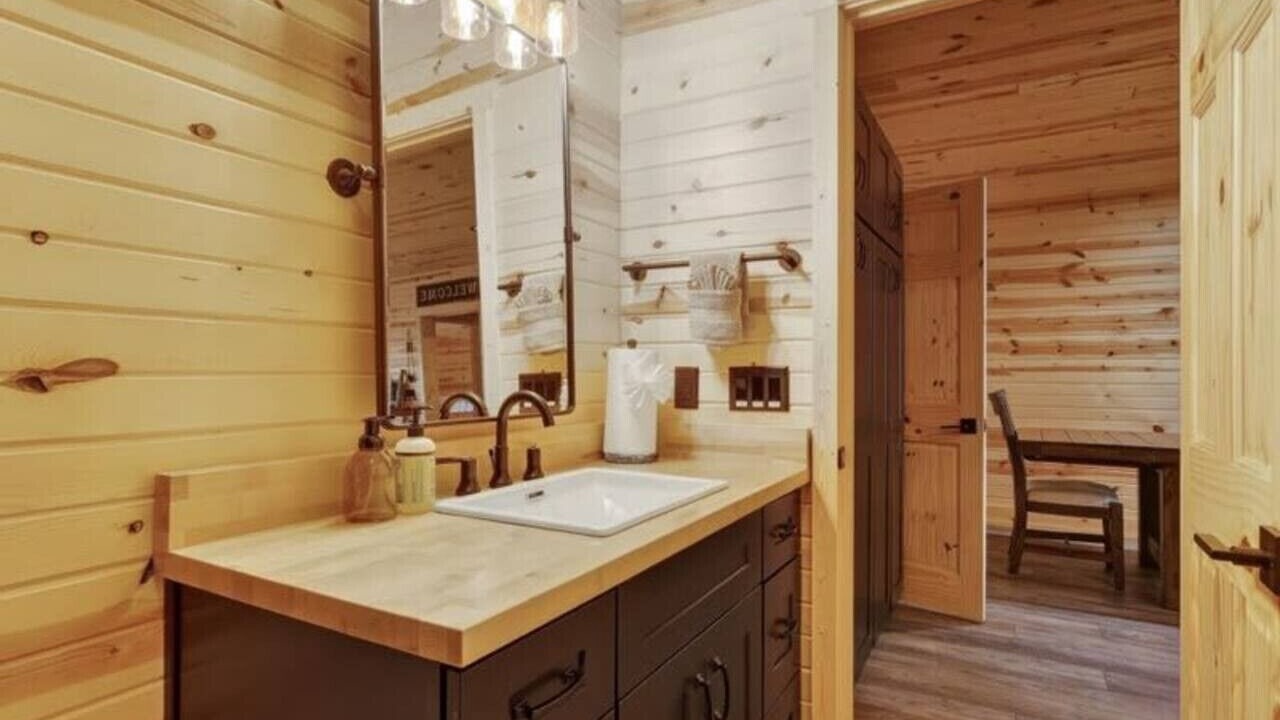 Photo of Bathroom in Newaygo