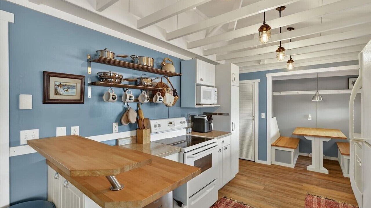 Photo of Kitchen in Six Lakes