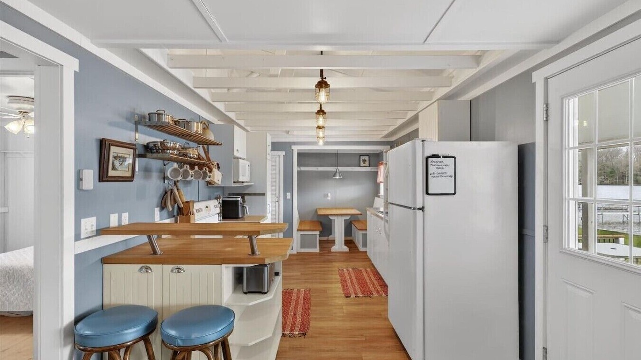 Photo of Kitchen in Six Lakes