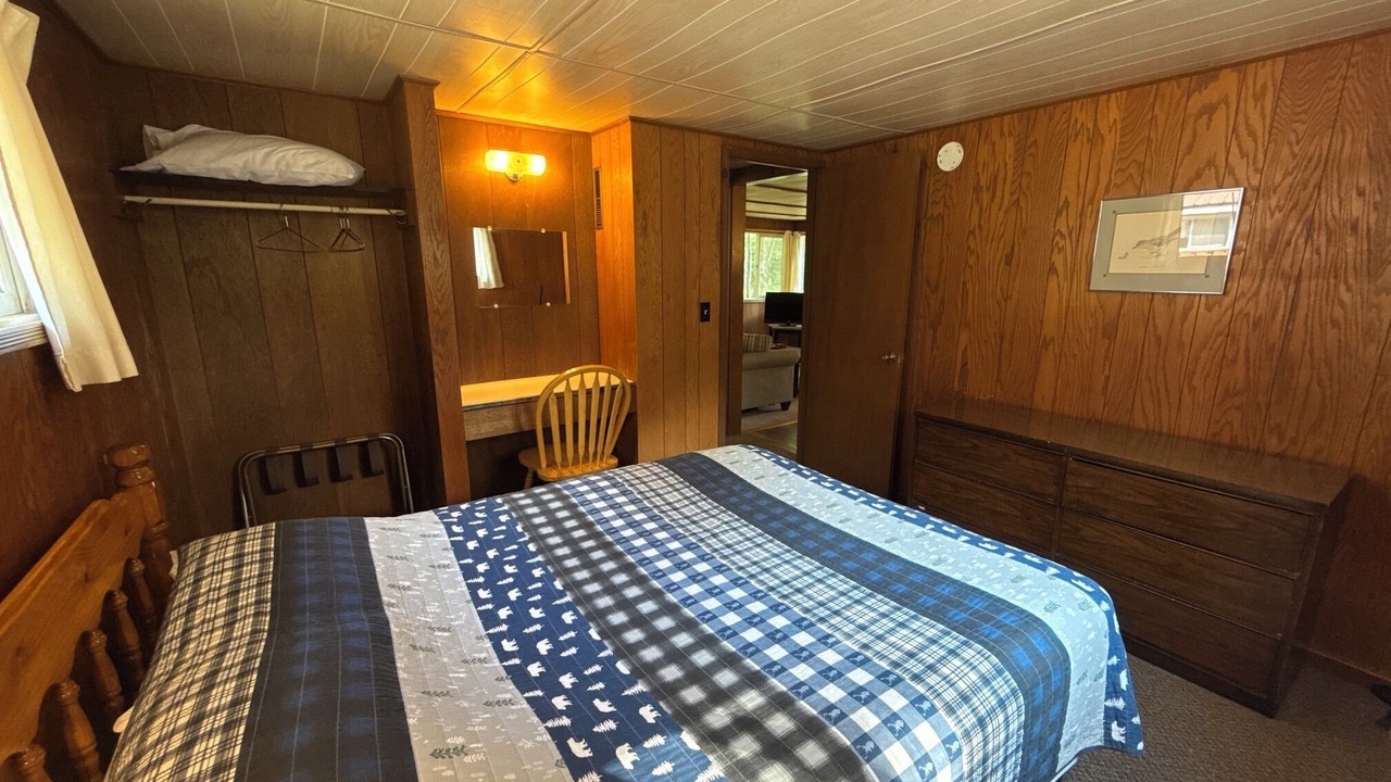 Photo of Bedroom in Ontonagon