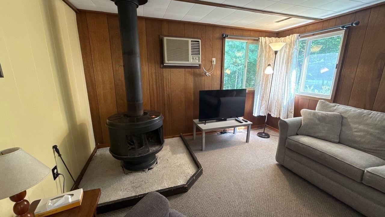 Photo of Livingroom in Ontonagon