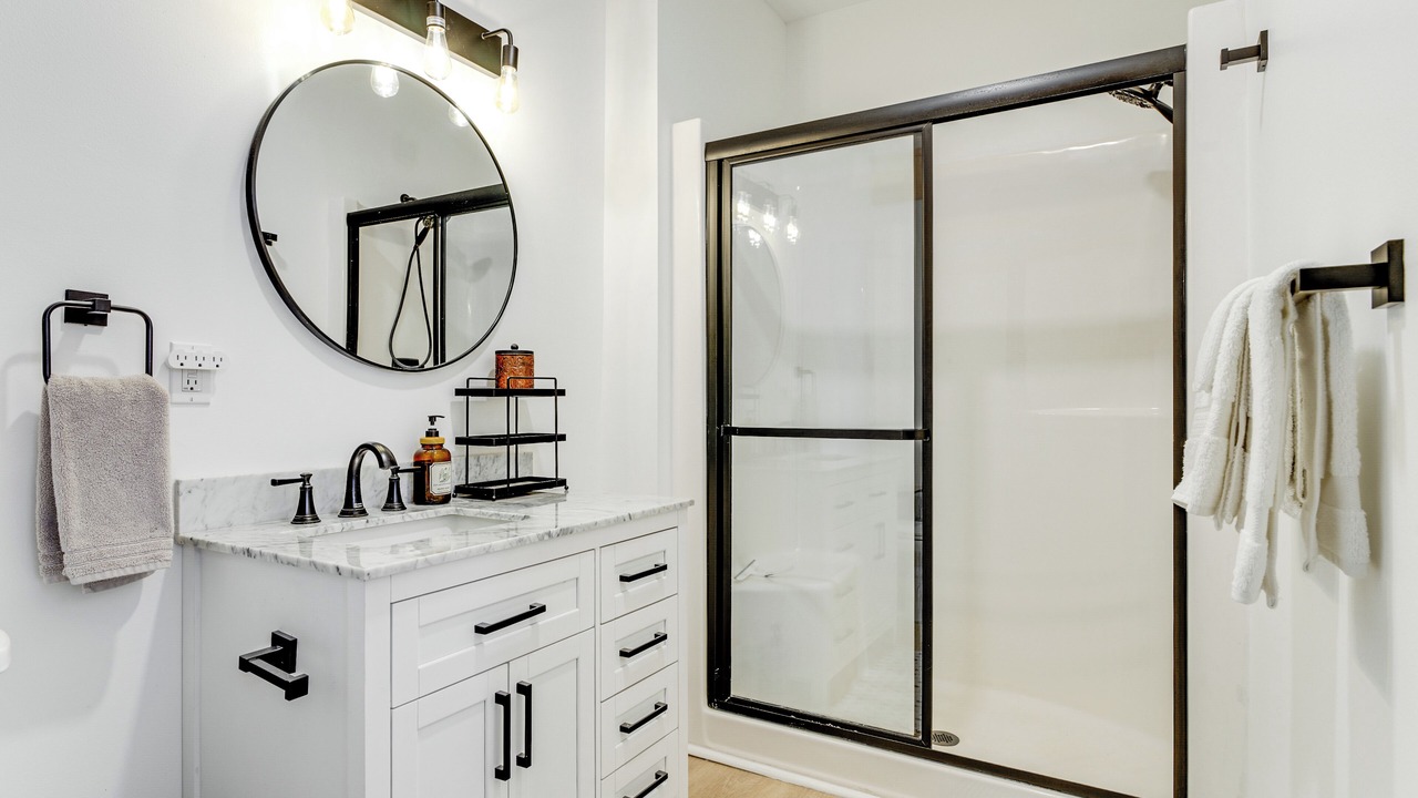 Photo of Bathroom in Bellaire