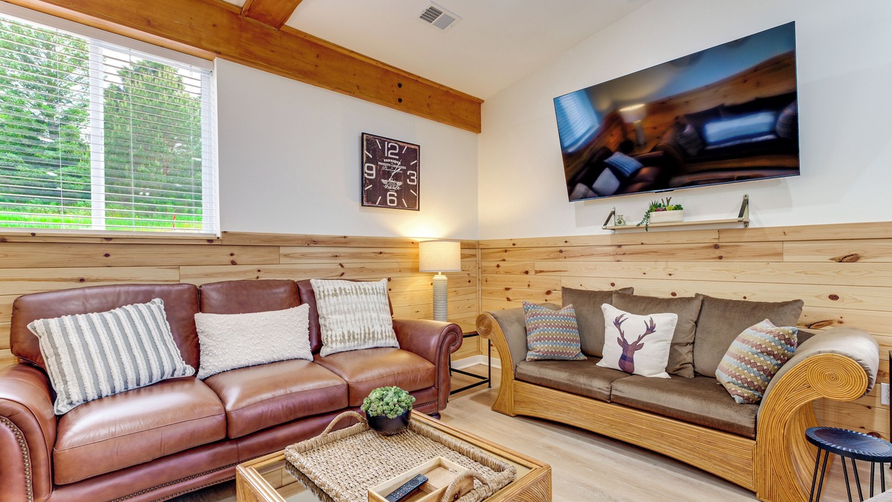 Photo of Livingroom in Bellaire