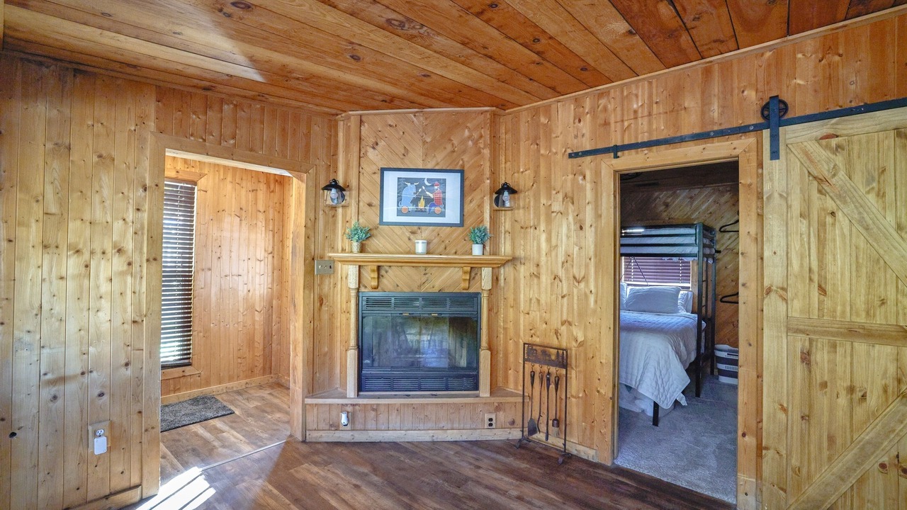 Photo of Bedroom in Barryton