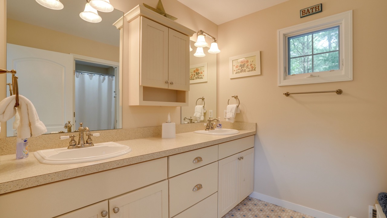 Photo of Bathroom in South Haven
