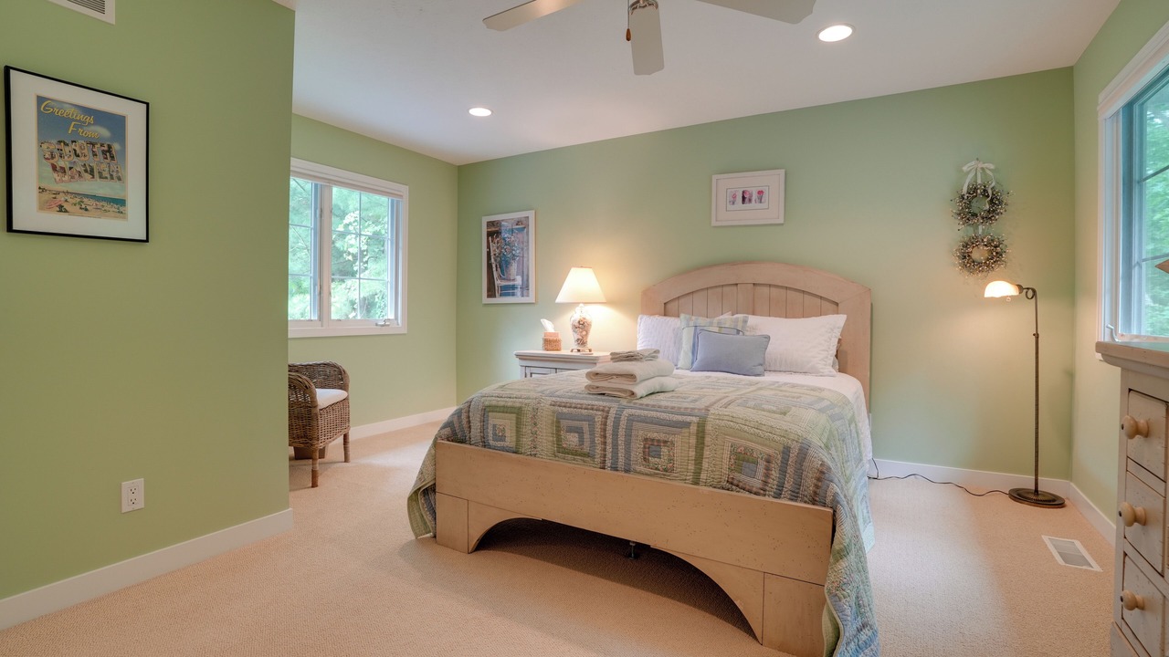 Photo of Bedroom in South Haven