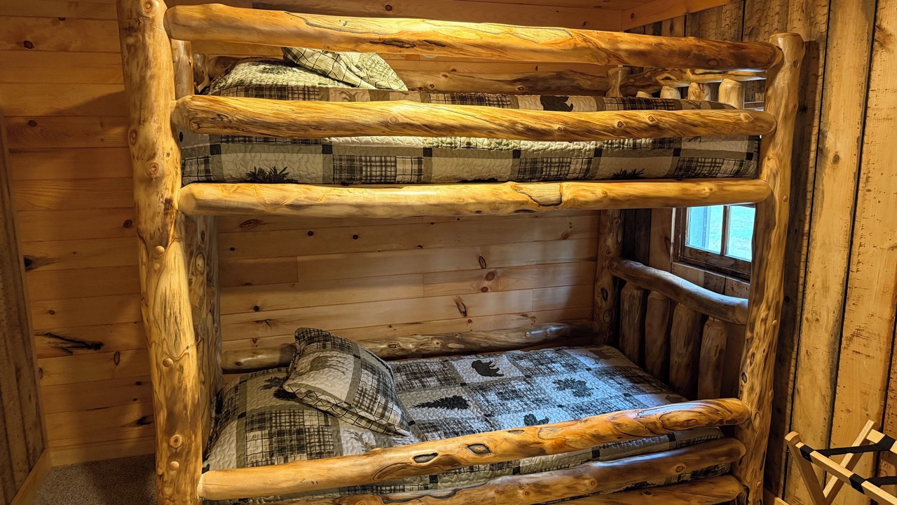 Photo of Bedroom in Kalkaska