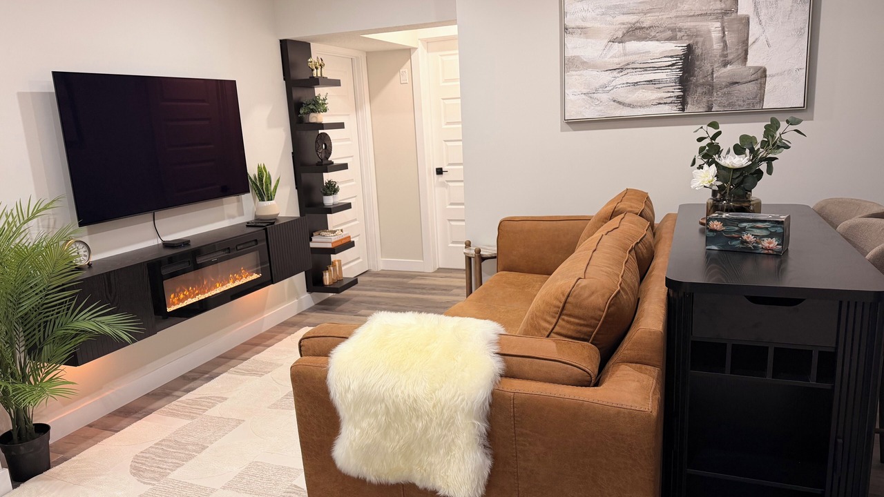 Photo of Livingroom in Calgary