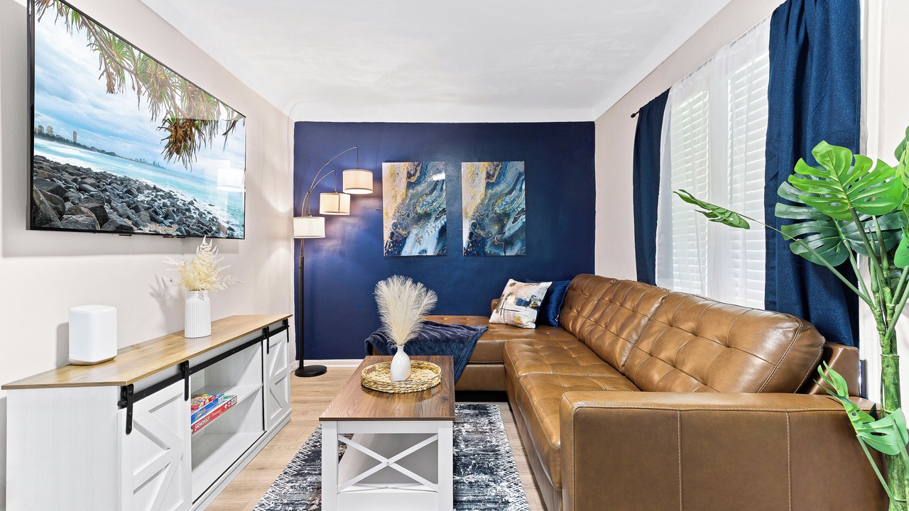 Photo of Livingroom in Dearborn Heights