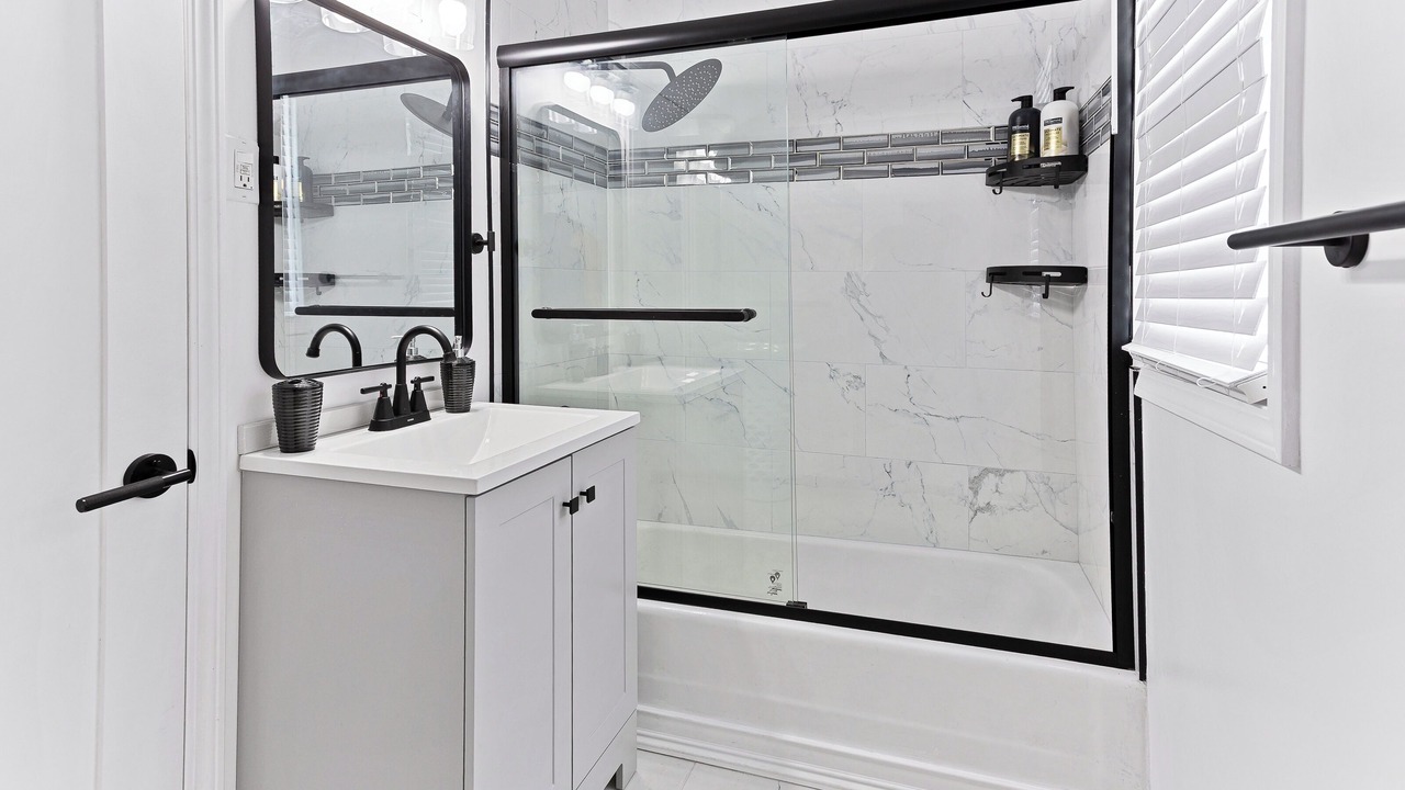 Photo of Bathroom in Dearborn Heights