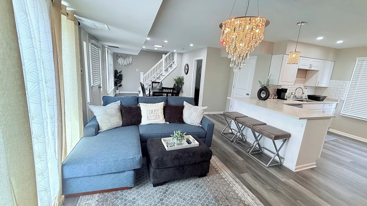 Photo of Livingroom in Franklin Park
