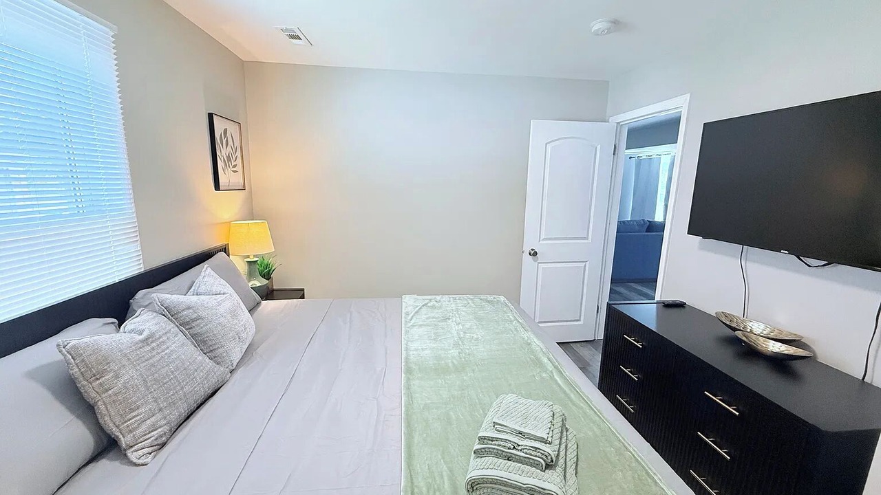 Photo of Bedroom in Franklin Park