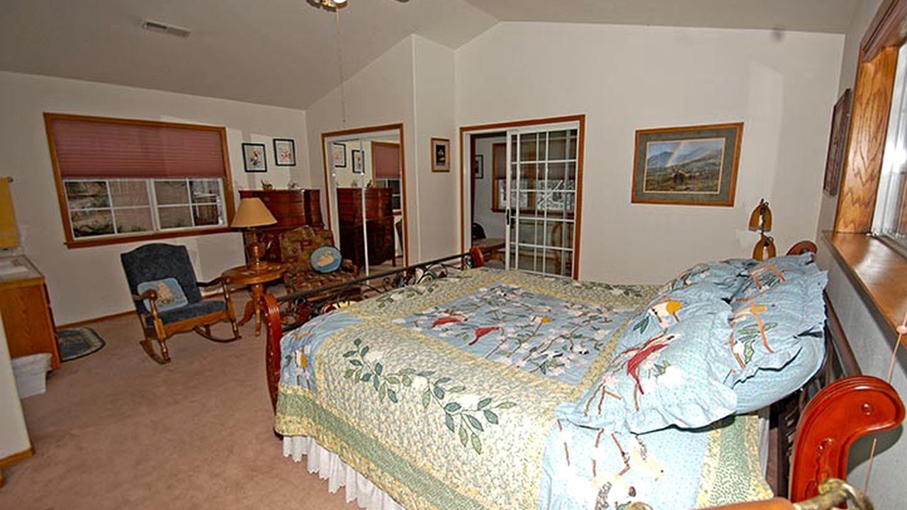 Photo of Bedroom in Montgomery Estates