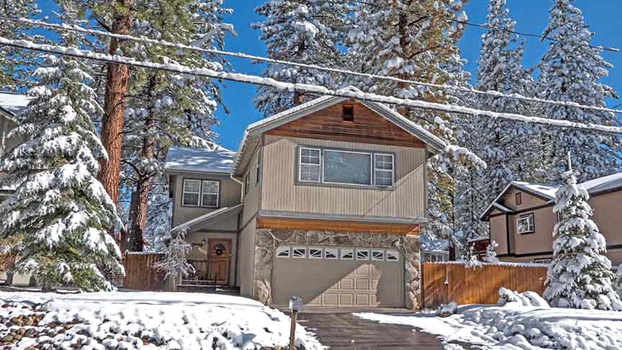 Photo of Outdoor in Montgomery Estates