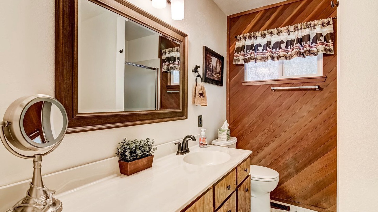 Photo of Bathroom in Montgomery Estates