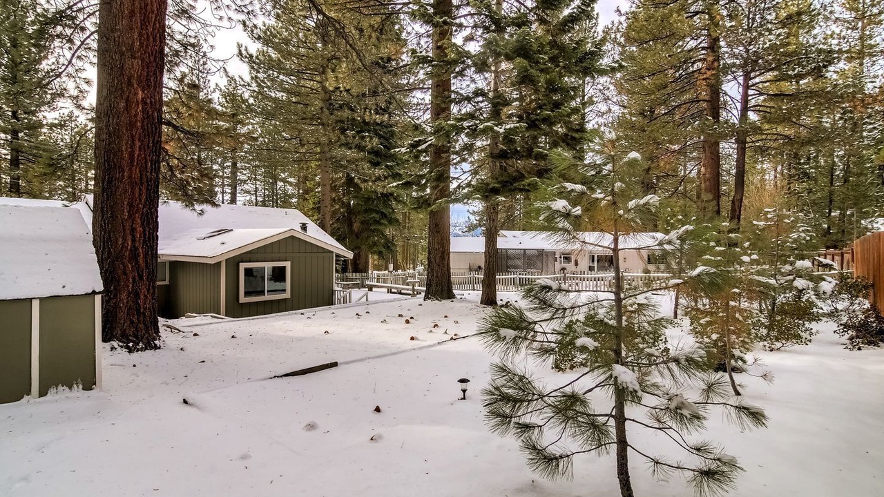 Photo of Outdoor in Montgomery Estates