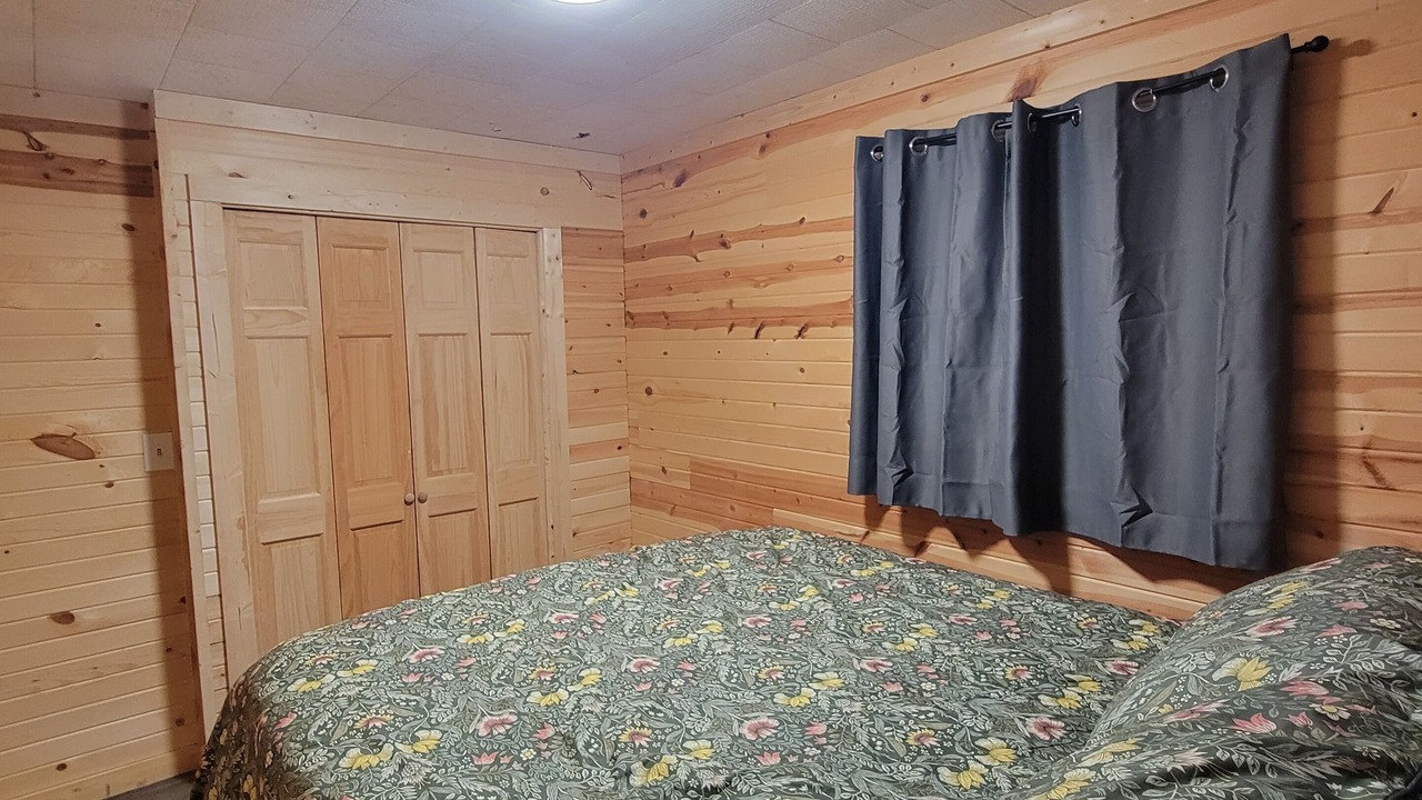 Photo of Bedroom in Deep River Township