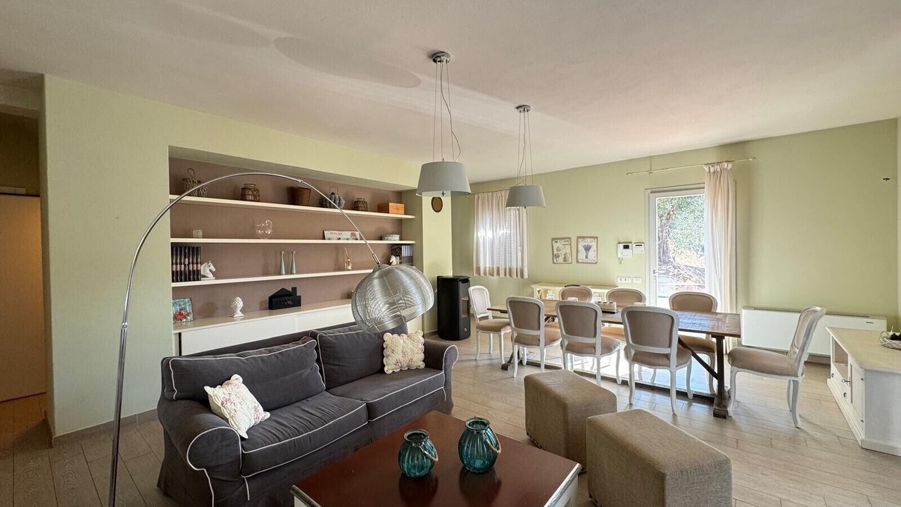 Photo of Livingroom in Badia Cantignano