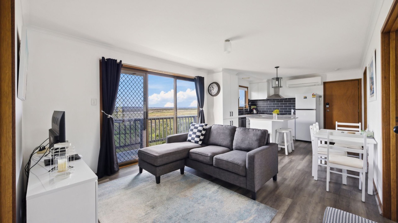 Photo of Livingroom in Venus Bay