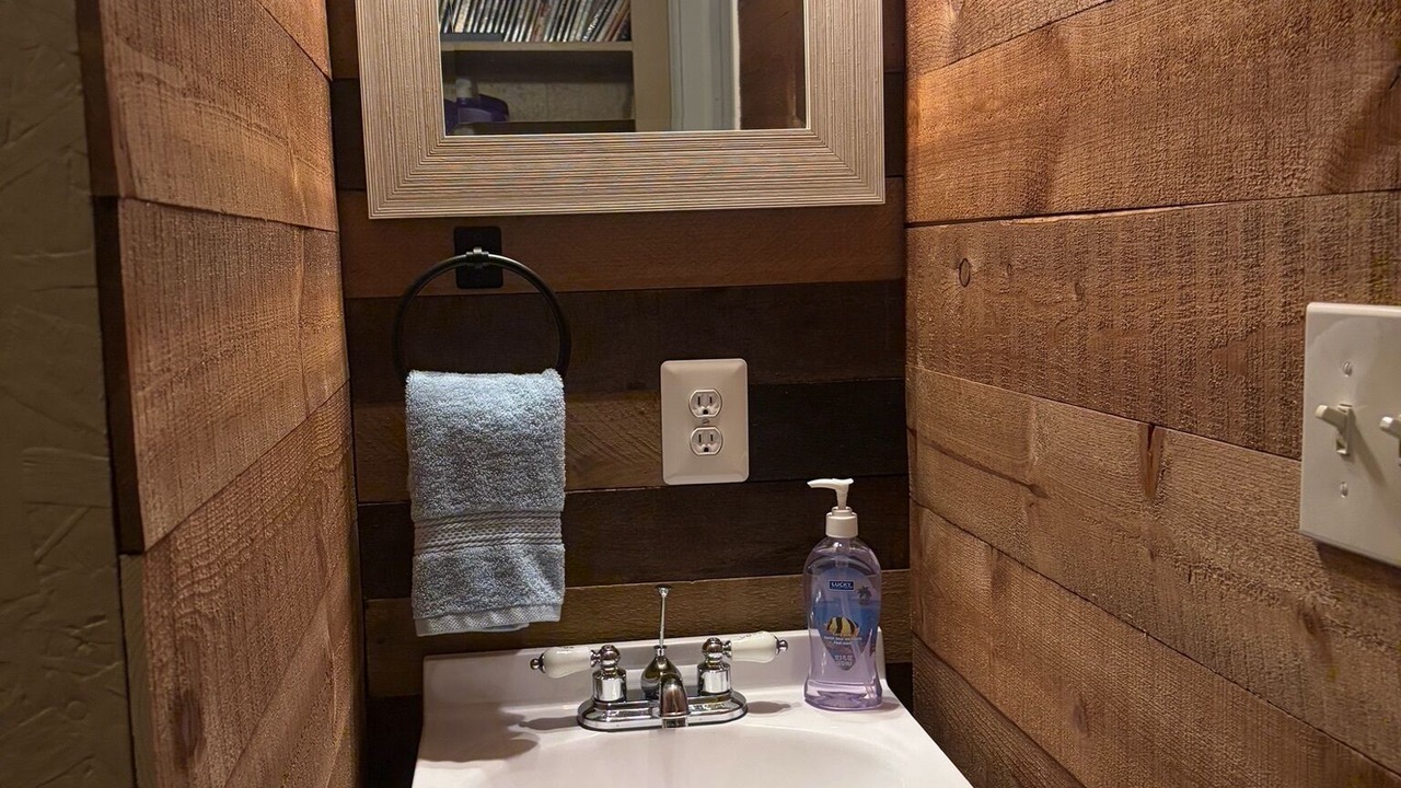 Photo of Bathroom in Higgins Lake