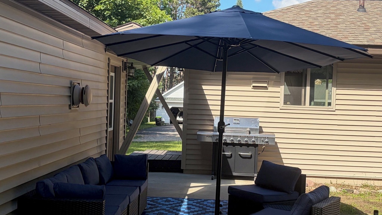 Photo of Patio Balcony in Higgins Lake