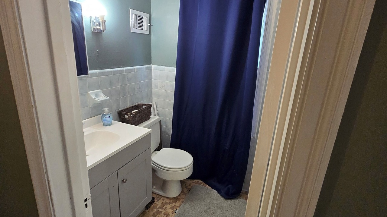 Photo of Bathroom in Toledo