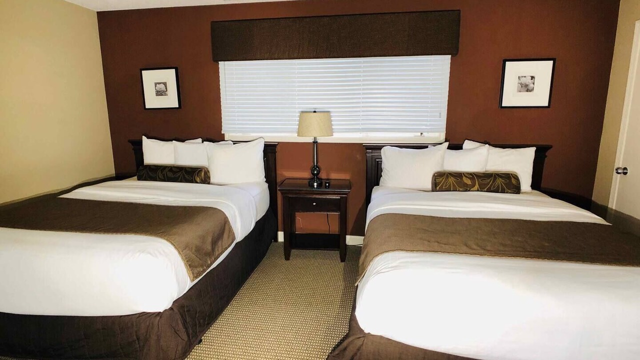 Photo of Bedroom in Acme