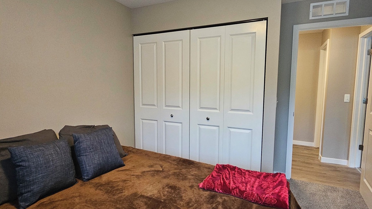 Photo of Bedroom in Bryant Pattengill East