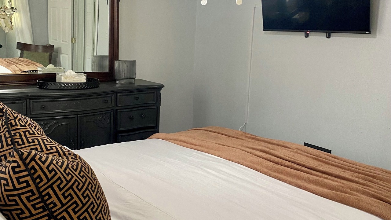Photo of Bedroom in Toledo