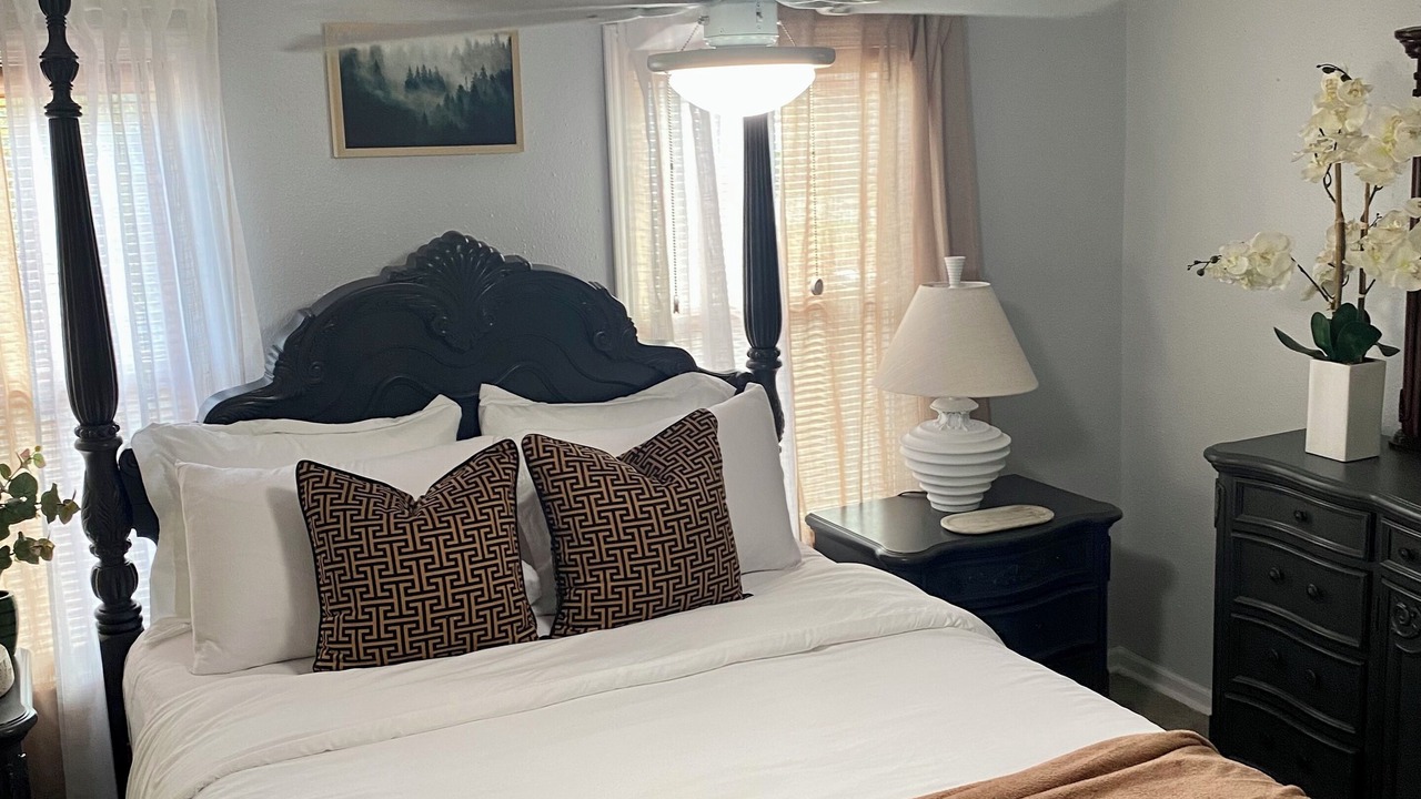 Photo of Bedroom in Toledo
