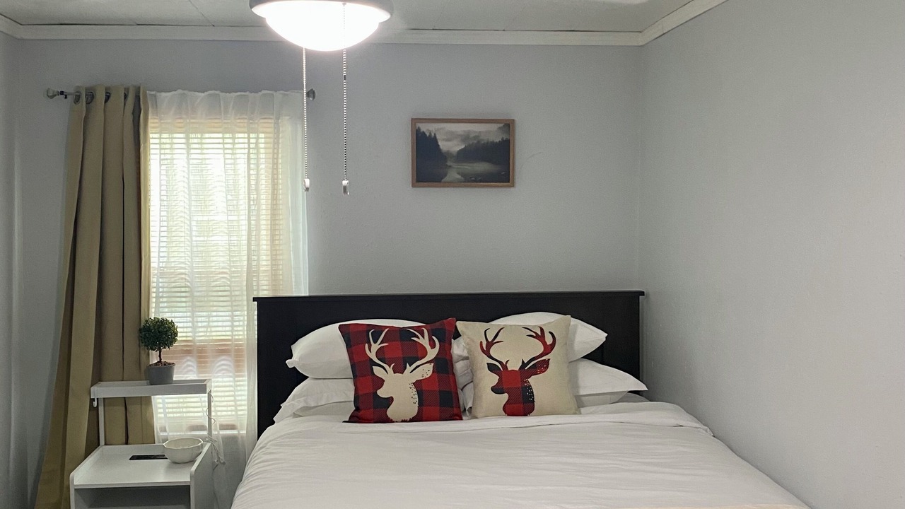 Photo of Bedroom in Toledo