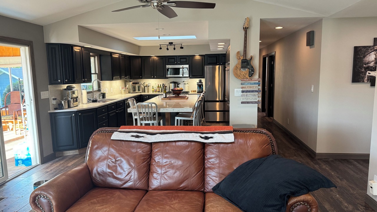 Photo of Livingroom in Twin Lakes