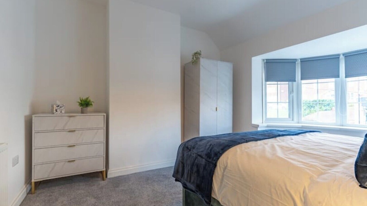 Photo of Bedroom in Oldbury