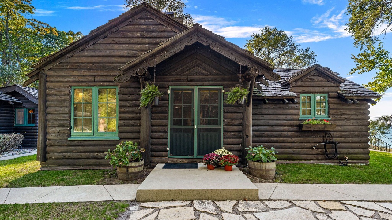 Photo of Outdoor in Beverly Shores