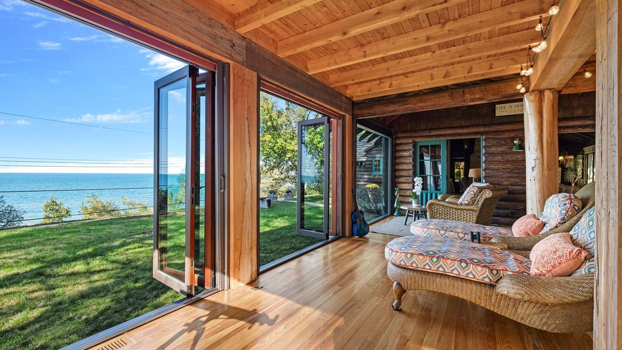 Photo of Outdoor in Beverly Shores