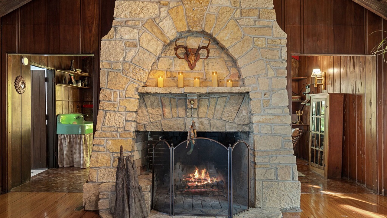 Photo of Livingroom in Beverly Shores