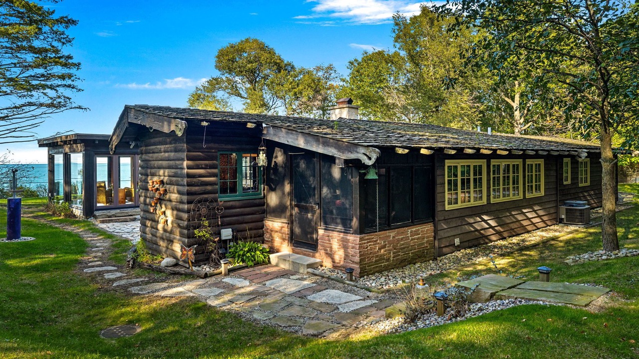 Photo of Outdoor in Beverly Shores