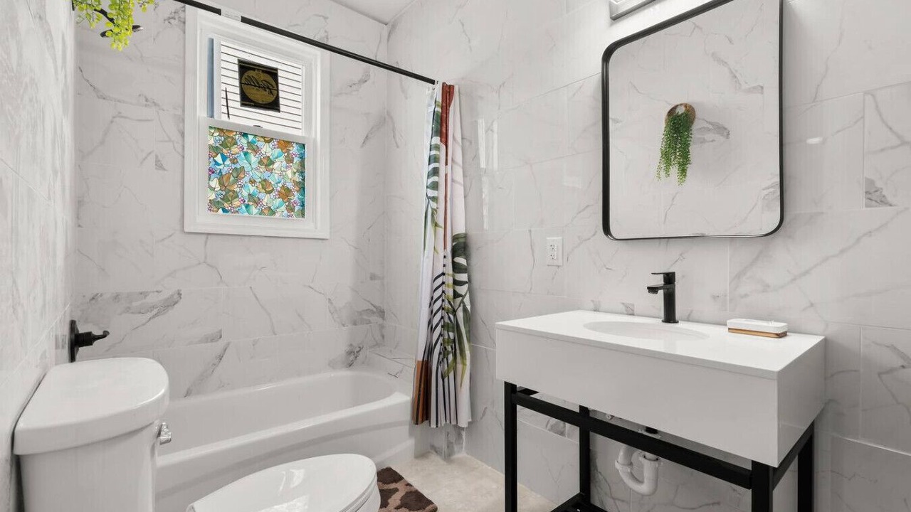 Photo of Bathroom in Mexicantown - Southwest Detroit